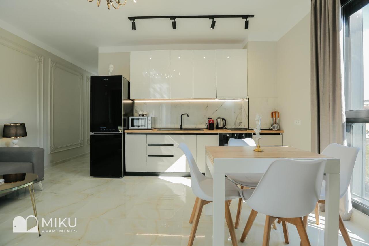 Miku Apartment - Lovely 1 Bedroom Spectacular View 地拉那 外观 照片